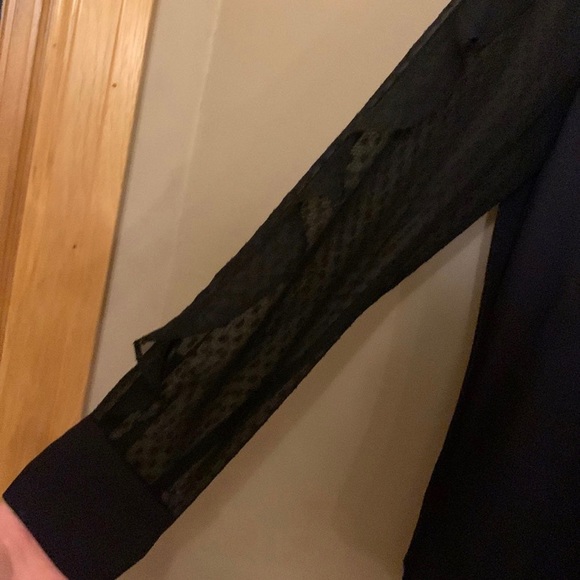 Express Blouse - Picture 4 of 5